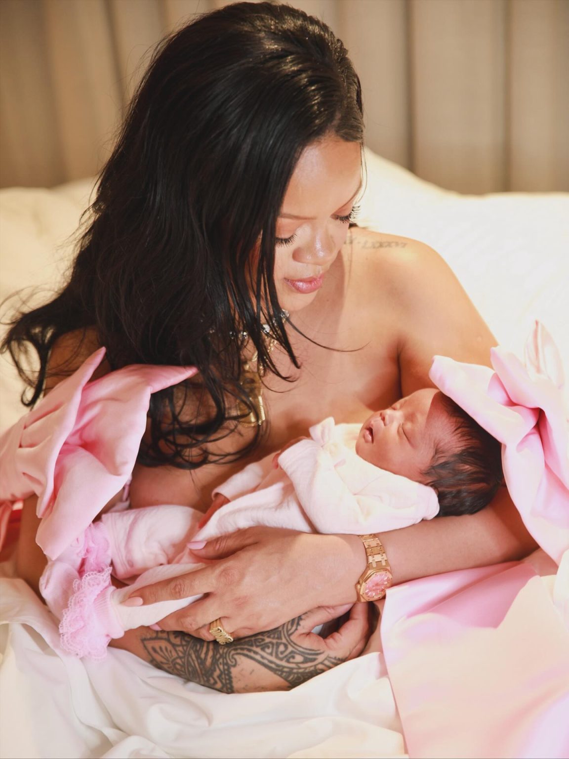Rihanna y A$AP Rocky anuncian el nacimiento de su hija Rocki Irish