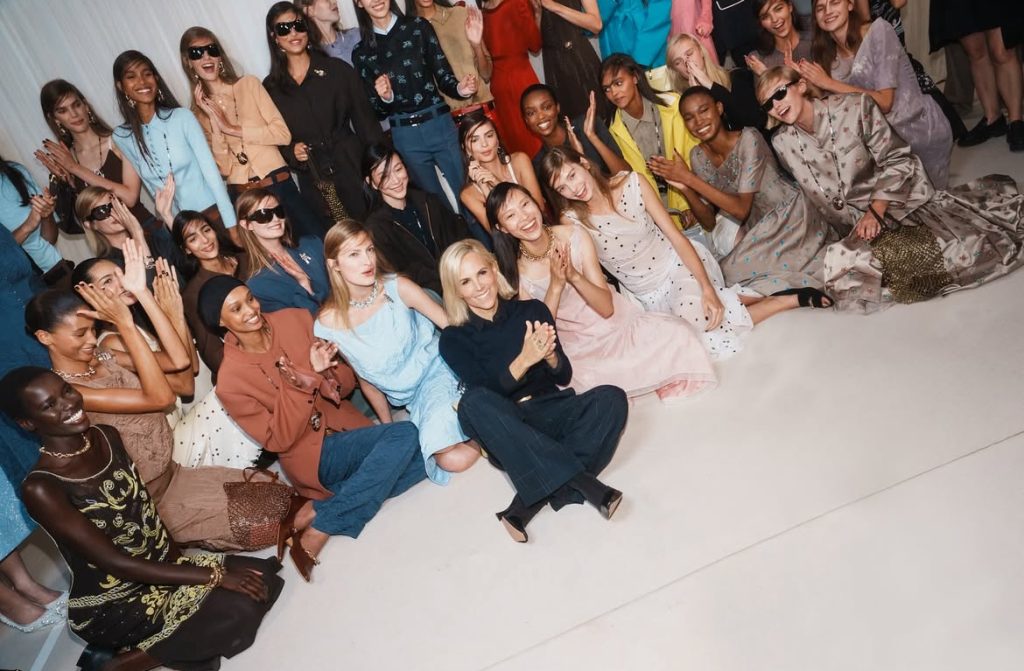 Tory Burch presenta su colección Primavera/Verano 2026 en New York