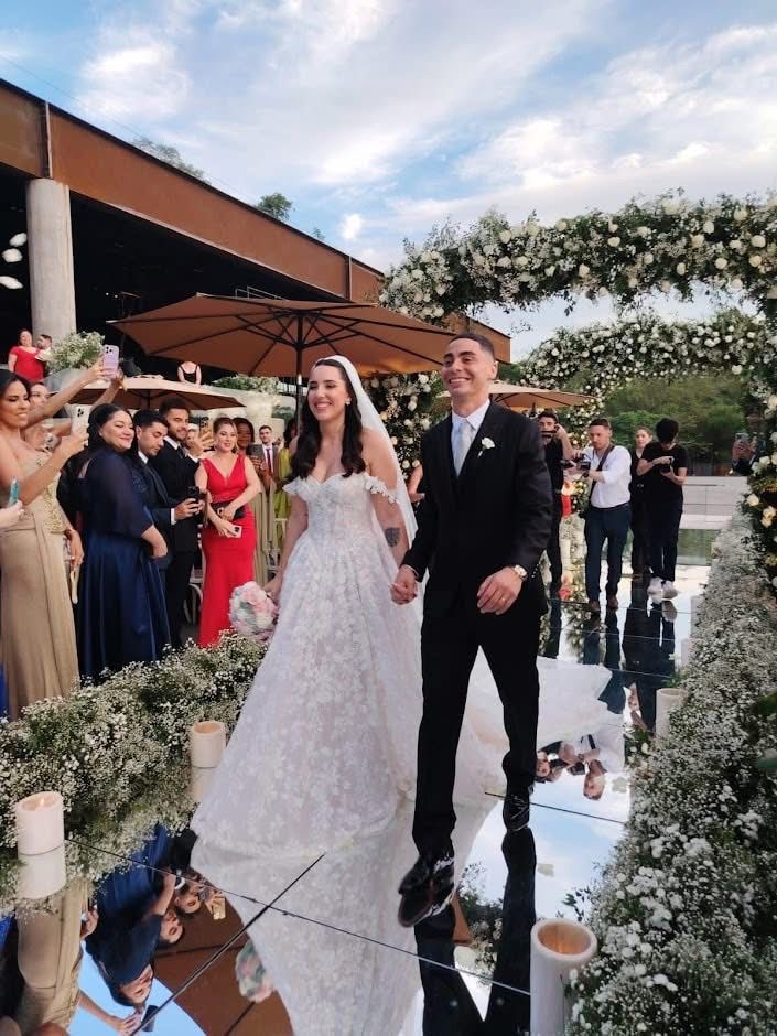 ¡Almirón dijo “sí” por segunda vez! La boda celestial que volvió a enamorar a Paraguay