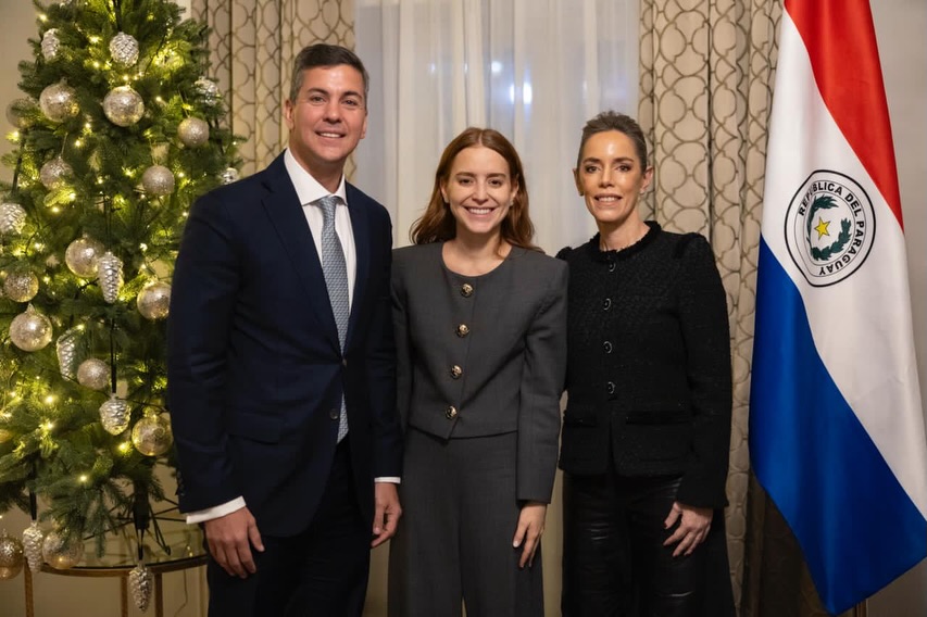 Encuentro en Noruega entre Santiago Peña y Ana Corina Sosa en el marco del Nobel