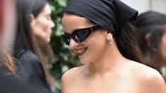 Rosalía recibió el Año Nuevo en Río de Janeiro y se dejó ver junto a Loli Bahía