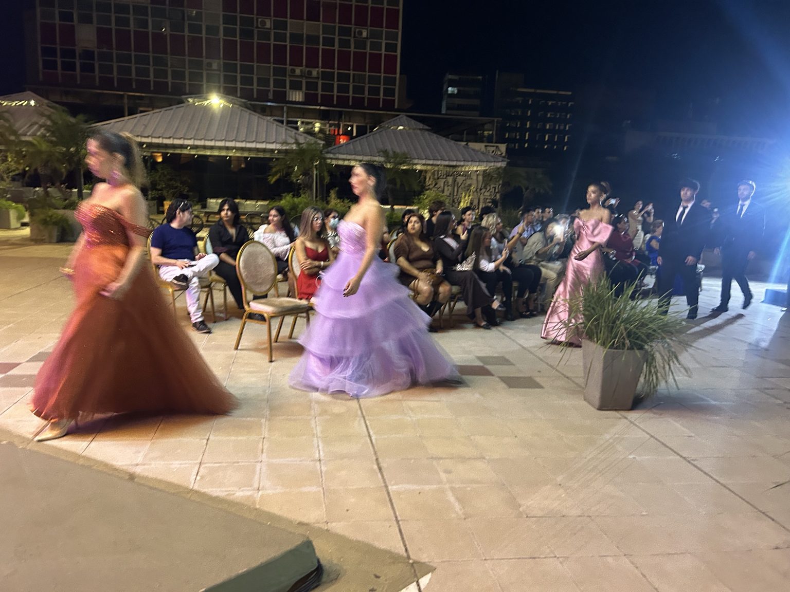 MODA Y ELEGANCIA: BELLEZA PARAGUAY DESLUMBRA EN EL GRAN HOTEL GUARANÍ