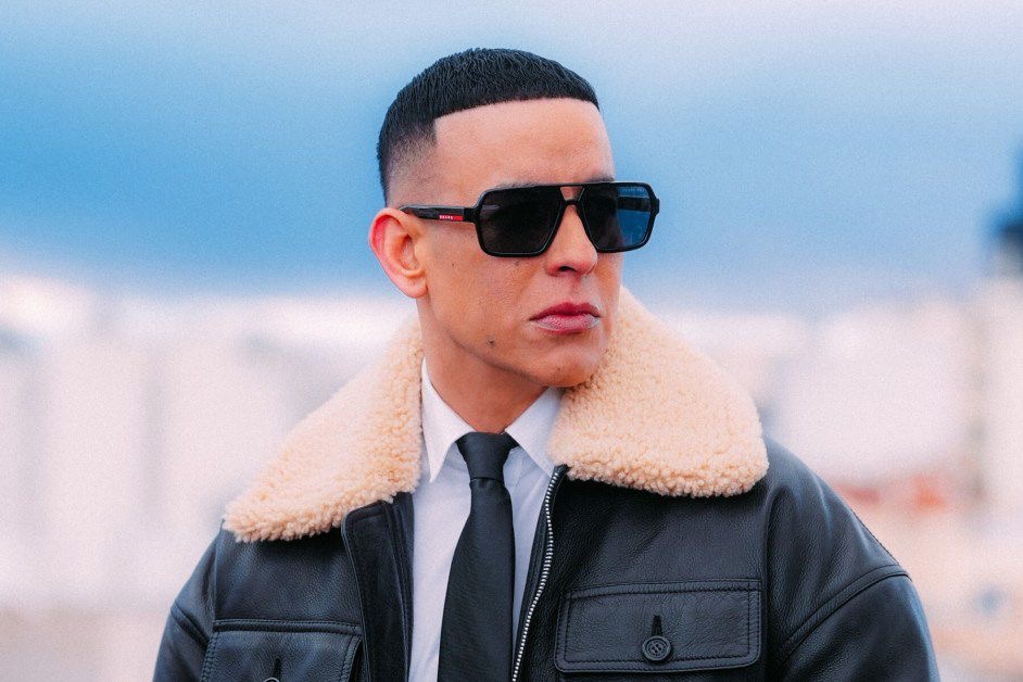 HISTÓRICO: DADDY YANKEE ES ELEGIDO PERSONA DEL AÑO 2026 Y MARCA UN ANTES Y UN DESPUÉS EN EL URBANO