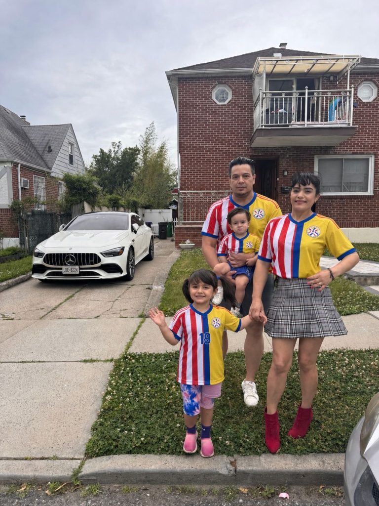 Nueva York late con sabor a Paraguay y Colombia en plena fiebre mundialista
