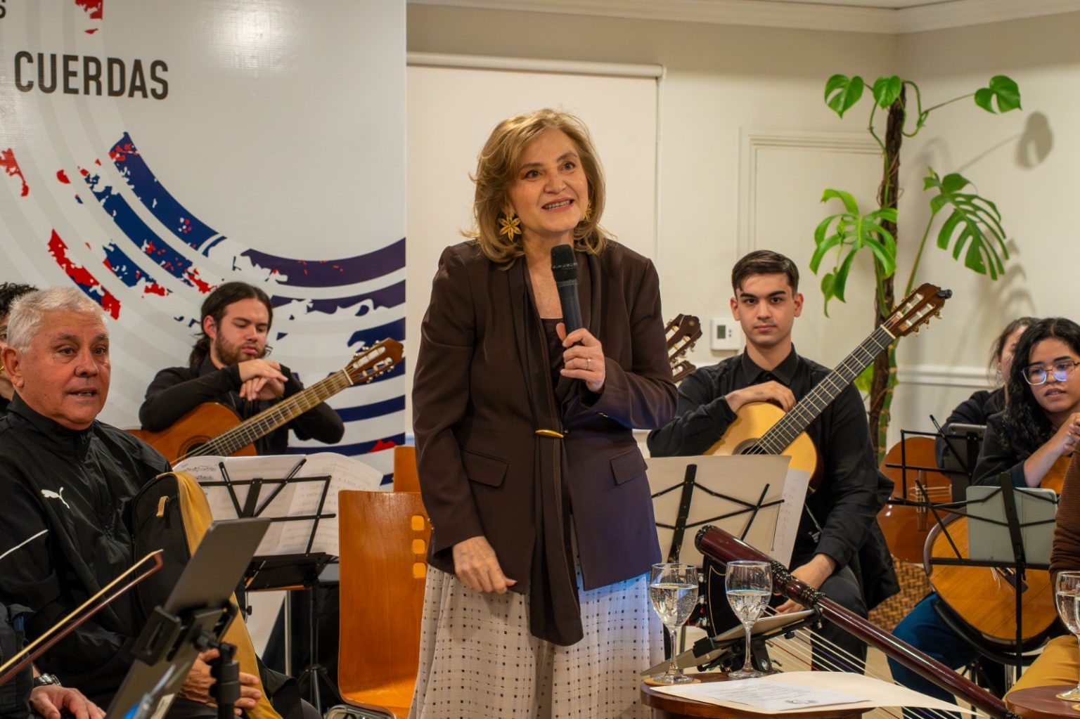 BERTA ROJAS REUNIRÁ A GRANDES REFERENTES DE LA MÚSICA PARAGUAYA EN UNA NOCHE HISTÓRICA